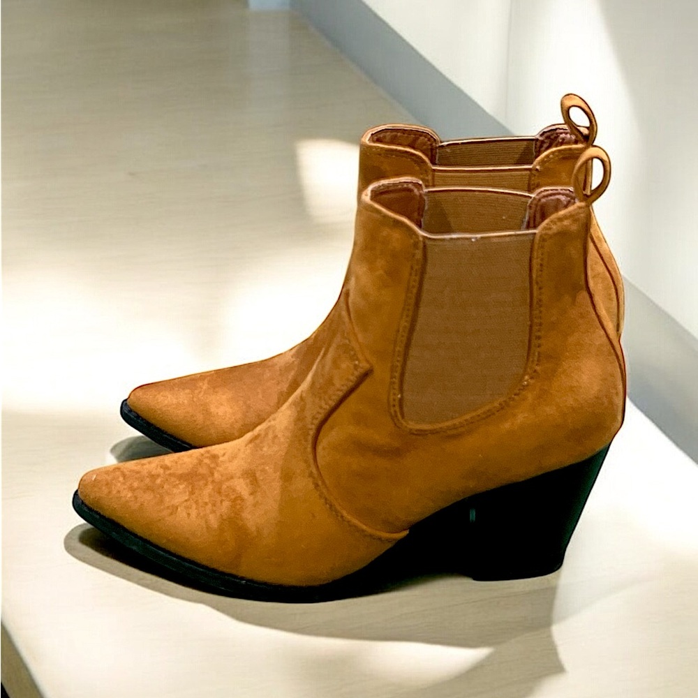 MaxMuxun Women’s Chunky Heel Ankle Boots Size 6. New